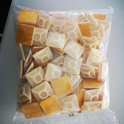 Klebesockel kabelbinder - klebesockel,
